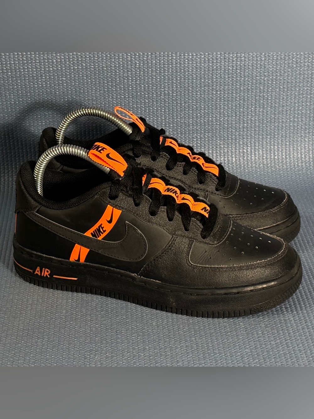 Nike Air Force 1 Low LV8 Worldwide Black Orange Shoes CT4683-001 Big Kid Size 5Y